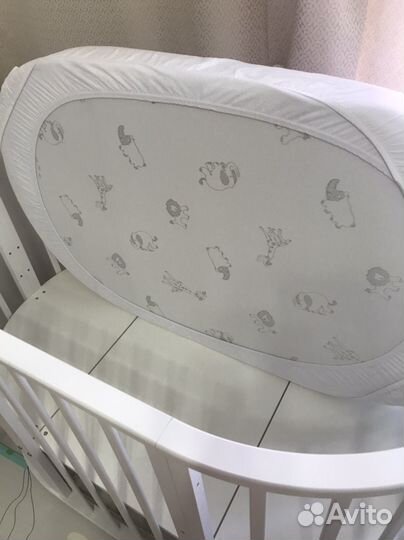 Кроватка трансформер с маятником