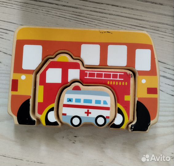 Деревянные игрушки-развивашки для мальчика
