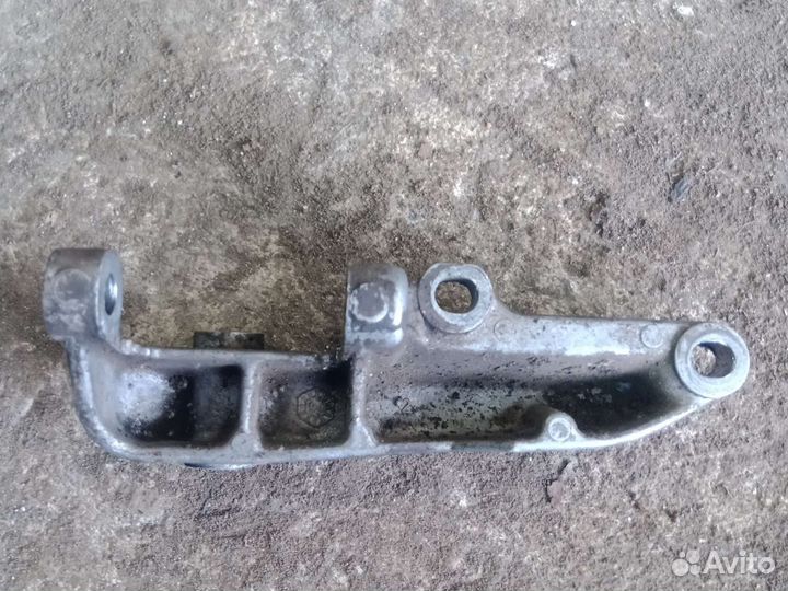 Крепление генератора mercedes-benz w140