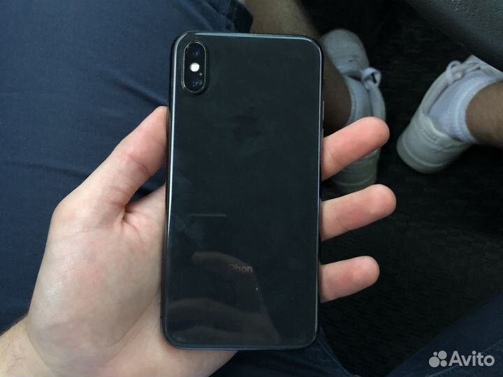 iPhone X, 64 ГБ