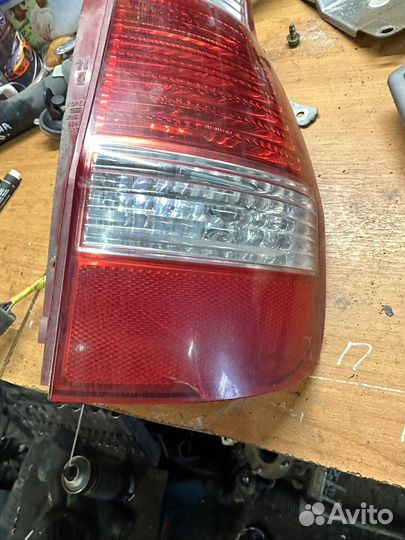 Фонарь правый Hyundai Matrix