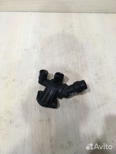 Термостат VAG Ауди А6 С6 06D121111G 2.0