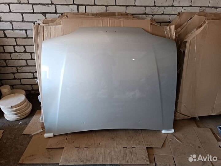 Капот ваз 2114 серебристый (снежная королева)