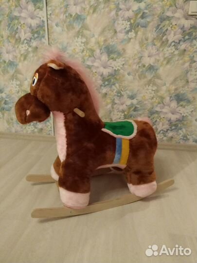 Лошадка-качалка