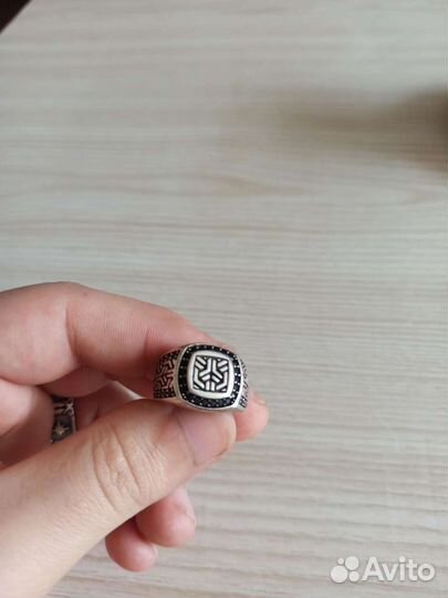 Перстень серебро
