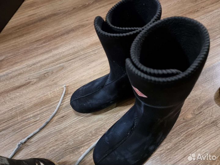 Сноубордические ботинки vans 40
