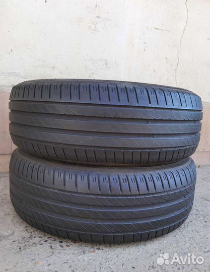 Kleber Dynaxer DR 215/60 R17 96V