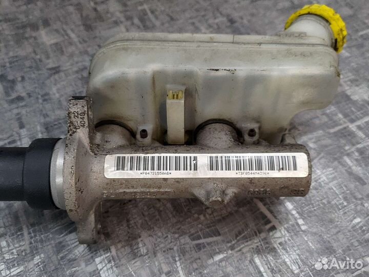 Главный тормозной цилиндр Додж караван Вояджер 4