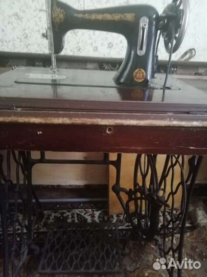 Швейная машина Подольск ручная
