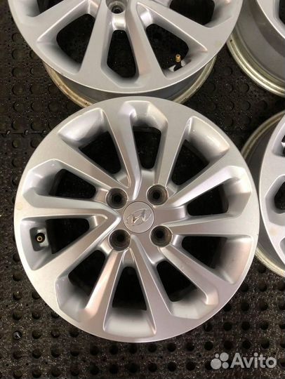 Диски R15 Hyundai Б/у оригинал