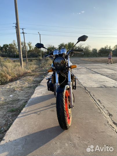 Honda CB400 super four