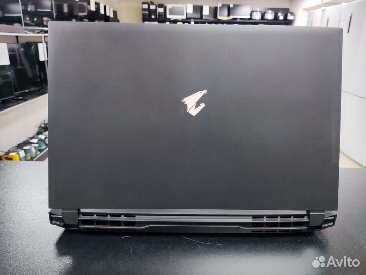 Ноутбук Aorus 5 KE4