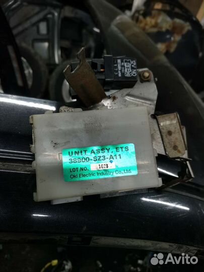 Блок управления 38900-SZ3-A11 honda legend ka9