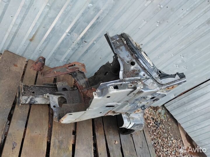 Лонжерон передний левый Ford Transit 2006-2013