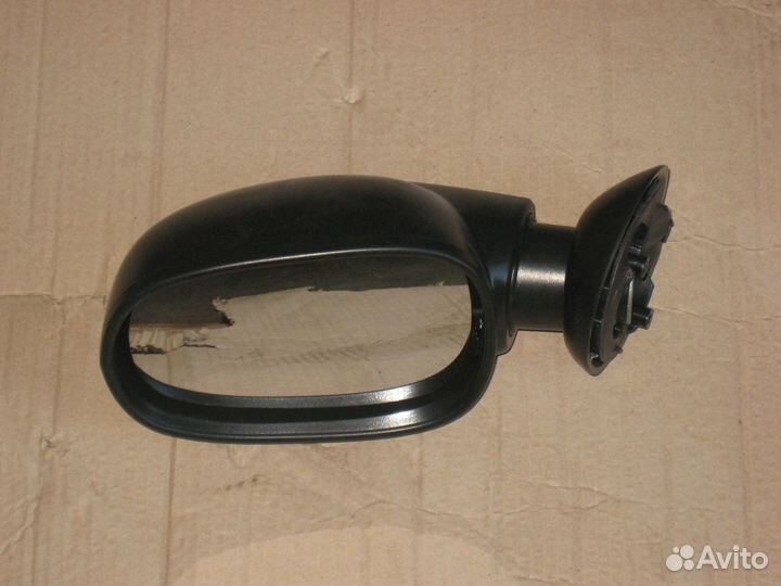 Левое зеркало узкое Рено Логан