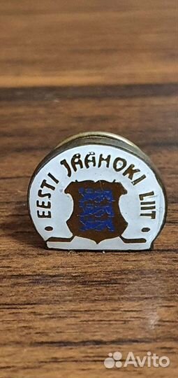 Хоккейные значки