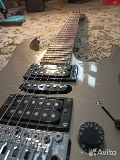 Электрогитара