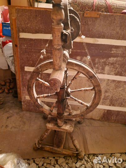 Прялка деревянная старинная