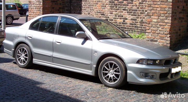 Порог правый Mitsubishi Galant 8 1996-2006 Европа