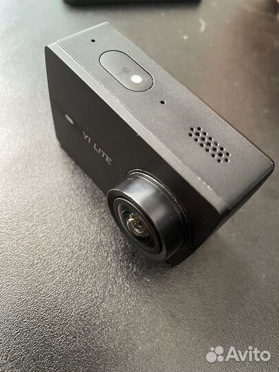 Экшн камера xiaomi yi lite