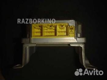 Блок SRS Тойота Vitz XP10