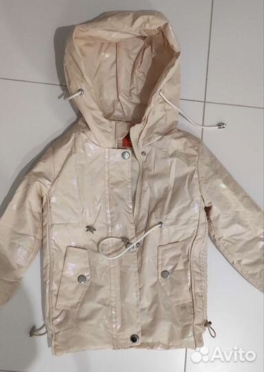 Куртка на девочку