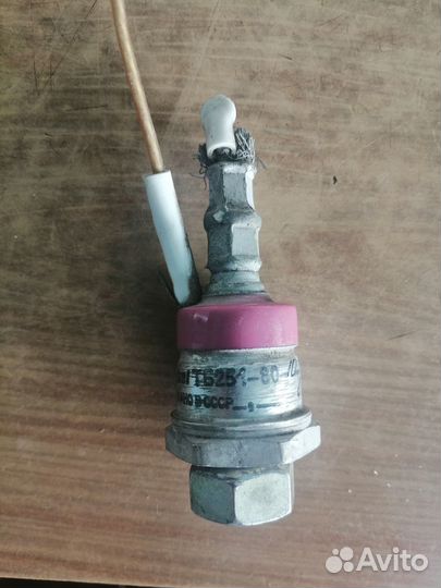 Тиристор тб251-80