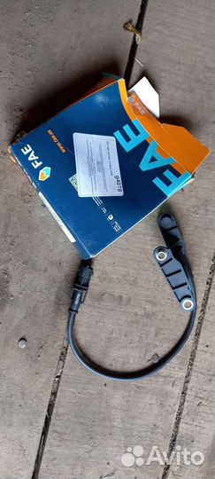 Датчик распредвала Opel