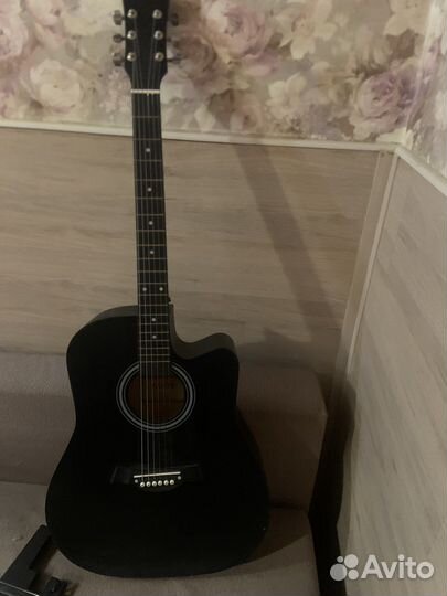 Акустическая гитара бу