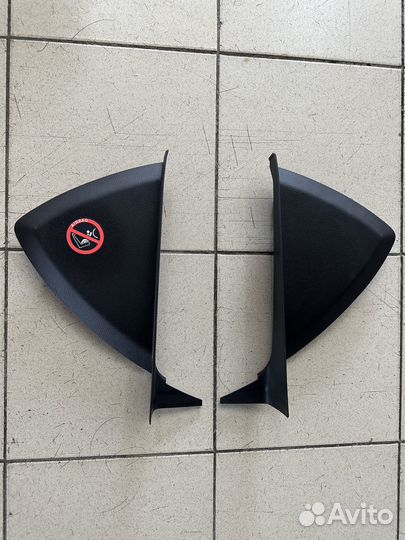 Накладка торпедо боковая левая/правая Форд Фокус 3