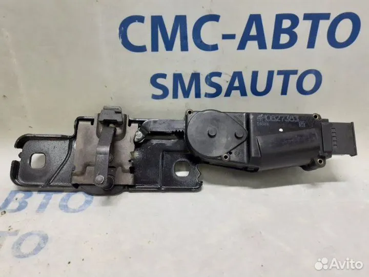 Замок багажника Audi A8 D4 3.0 CGW 2011