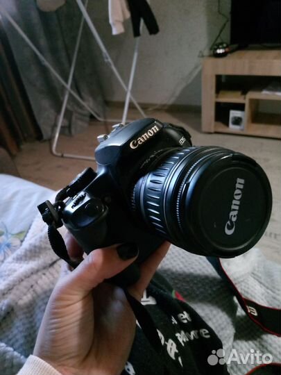Зеркальный фотоаппарат canon 1000d
