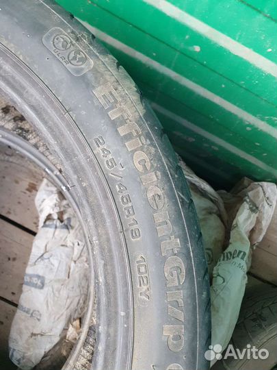 Goodyear EfficientGrip 245/45 R19 64J