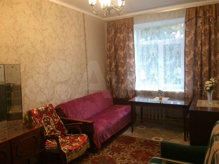 Комната 18 м² в 3-к., 2/4 эт.