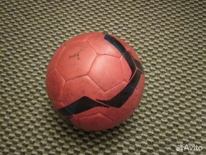 Футбольный мяч kipsta