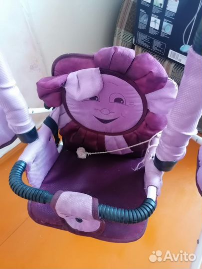 Продам детскую качелб