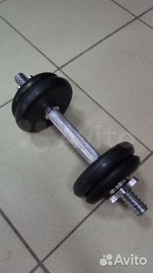 Гантель 5 кг. обрезиненная. Новая