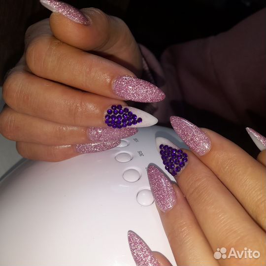 Наращивание ногтей