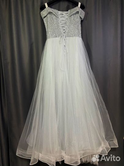 Платье на выпускной вечер