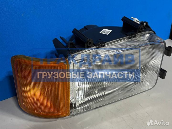 Правая фара Даф хф95
