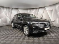 Volkswagen Touareg 3.0 AT, 2018, 139 797 км, с пробегом, цена 4 750 700 руб.