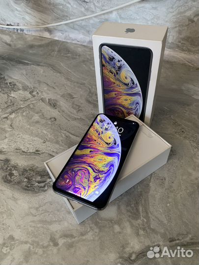 iPhone Xs Max, 64 ГБ
