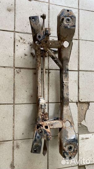 Передний задний подрамник Ford Focus 1 седан