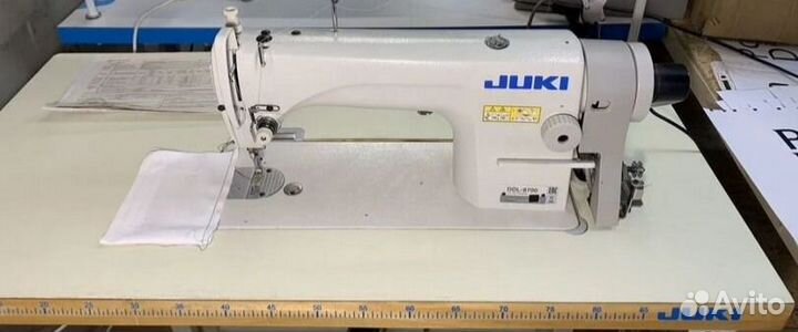 Швейная машина челночного стежка Juki DDL-8700