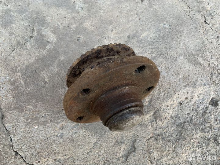 Ступица задняя Audi 100 C4 / A6 C4