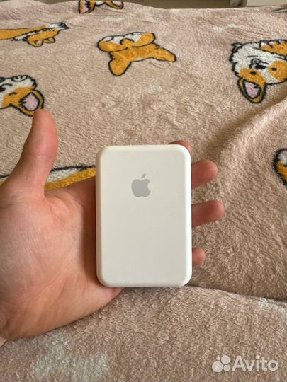 Apple magsafe battery pack