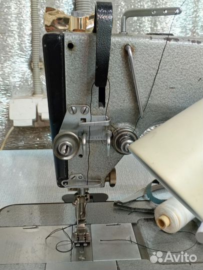 Швейная машинка