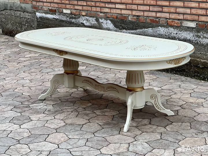 Столы и стулья новые