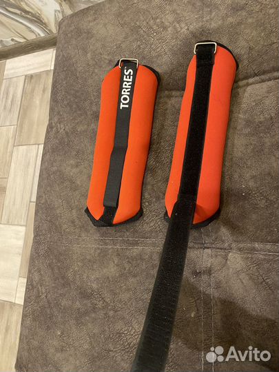 Утяжелители для ног 1 кг как новые