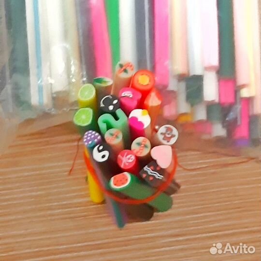 Пинцет для бровиста и дизайн для маникюра